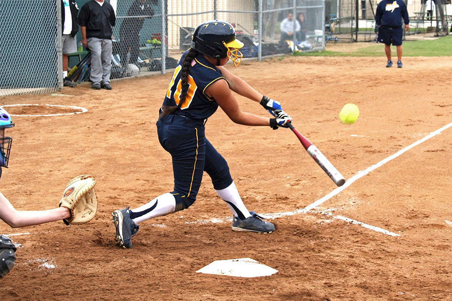 Fastpitch Softball vs. Slowpitch Softball: Customizing the Rolling Process